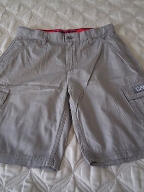 Levi’s Boys Gray Cargo Shorts Size 14 Reg Red Waist Great Condition